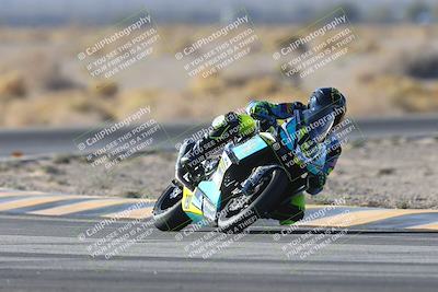 media/Jan-11-2025-CVMA (Sat) [[ddeb3f563a]]/Race 10-Amateur Supersport Middleweight/